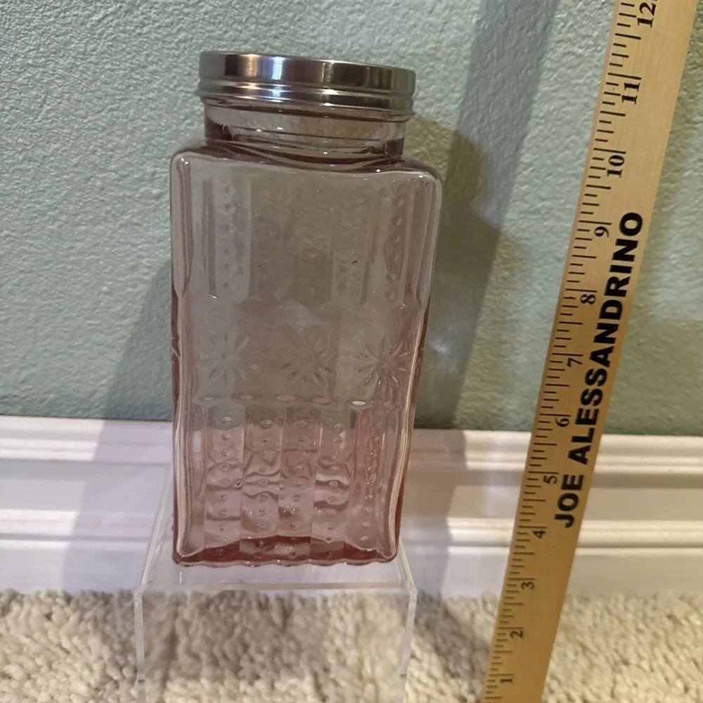 Retro Pink Glass Kitchen Spice Space